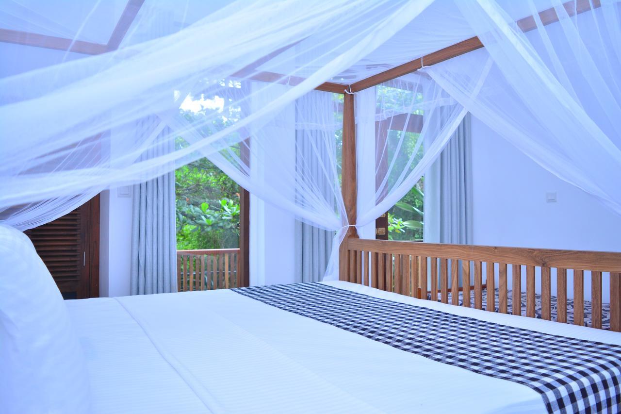 Green Almond Hotel Unawatuna Exterior photo